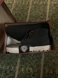 Size 12D Mens Wolverine Boots 1000 Mile Plain Toe Classic Boot Premium W05299 - Picture 1 of 8