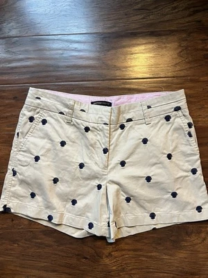 Shorts chino feminino cáqui britânico com conchas do mar tamanho 6 em excelente estado usado! - Imagem 1 de 4