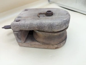 Antique Block and Tackle Pulley Wooden & Steel Barn Farm House Decor - Picture 1 of 7
