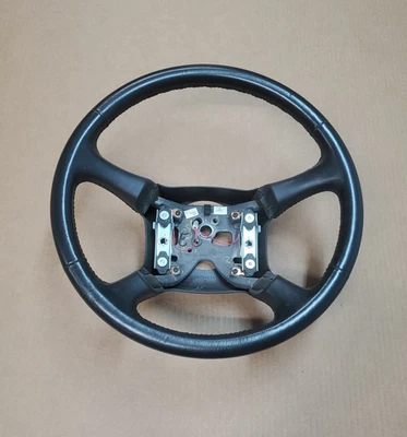 Volante Chevy Silverado GMC Sierra 99-02 cuero premium envuelto negro Foto 1 de 4