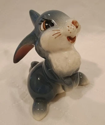 Винтажная фарфоровая фигурка кролика середины века Walt Disney «Thumper» от Bambi - Изображение 1 из 4