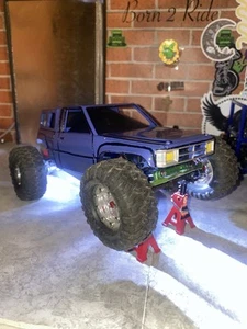 1/24 AX24 XC-1 4WS 4X4 RTR Brushed Rock Crawler Toyota Hilux Custom Build - Picture 1 of 13