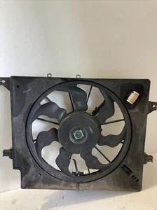 Kia Ceed Engine Cooling Fan Genuine 1.6 Crdi 2014 Year - Picture 1 of 6