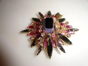 Gorgeous Vintage Juliana Gold Arrow 3D Art Glass Brooch Pin - Picture 1 of 9