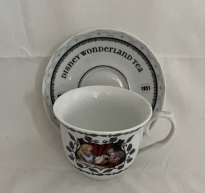 Disney Auf dem Weg nach Alice im Wunderland Teetasse & Untertasse Set Verrückter Hutmacher - Bild 1 von 12