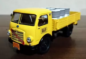 SPLENDIDO CAMION TRUCK OM LEONCINO AGIP 1950 DE AGOSTINI+FASCICOLO - scala 1/43 - Foto 1 di 6