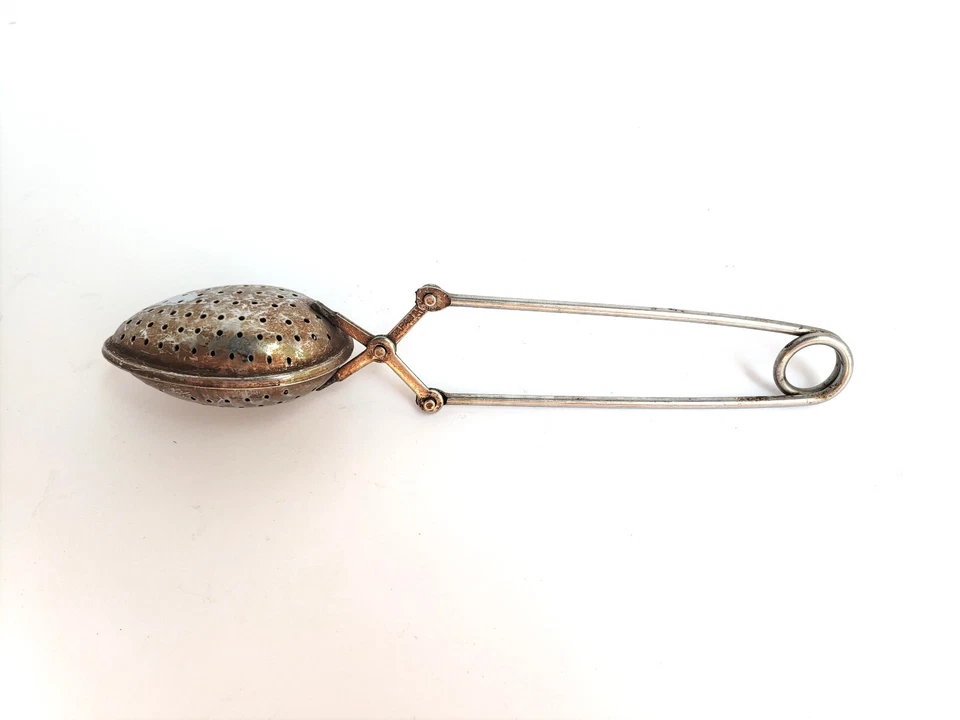 Vintage Spring Type Spoon Shaped Metal Tea Infuser or Strainer - Japan - Image 1 of 4