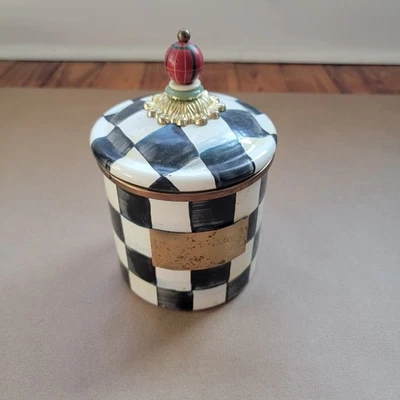 Bote mediano esmaltado a cuadros cortesanos MacKenzie-Childs Foto 1 de 4