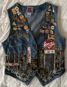 Homemade Atlanta Olympic Vest With Lot 23 Various Vintage Atlanta Olympic Pins - Picture 1 of 11