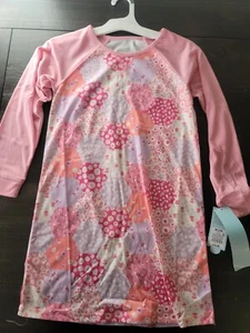 Girls pajamas and nightgowns, size medium, large, X-Large, 0-3 month - Picture 1 of 6