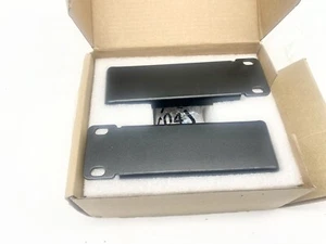 Dell 07YYKH X10XX-L-BRACKET-R Network Switch Rack Ears/Mounting Brackets Kit - Picture 1 of 4