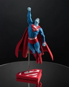 DC Comics - Superman Red & Blue by Gary Frank Resin Statue Limited Edition. - Bild 1 von 7