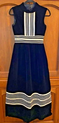 Maxi Vestido Vintage I.Magnin Años 60 Negro TERCIOPELO Y SATINADO Blanco Talla 6-8 Excelente Foto 1 de 4