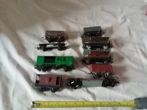 GRAVEYARD OF OO/HO GAUGE METAL WAGONS (D47) - Foto 1 di 6