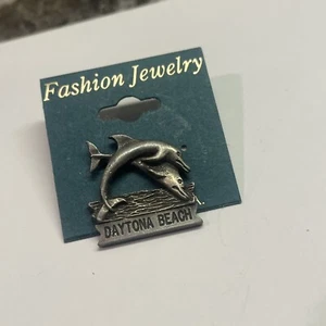 NWT Pewter Dayton Beach Brooch Pin Florida Travel Pin - Dolphins - Picture 1 of 4