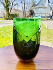 Nuutajärvi Notsjö Finland 8” Heikki Orvola Kukka Tulip Amber Green Vase Signed - Picture 1 of 11