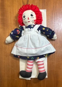 Vintage Raggedy Ann Doll - Handmade by my Grandma in the 1970s - Bild 1 von 6