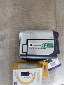 Sony Handycam DCR-HC37E Handheld MiniDV Camcorder Silver Working - Picture 1 of 14