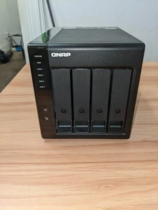 QNAP TR-004 4 Bay USB Type-C Hardware RAID with BONUSES - Afbeelding 1 van 7