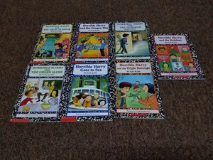 Lot of 11 children books by SUZY KLINE SERIES: HORRIBLE HARRY & SONG LEE - Picture 1 of 10