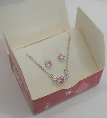 Juego de collar y poste firmado Avon triple circonita cúbica tono plata, rosa y transparente 16 pulgadas Foto 1 de 4