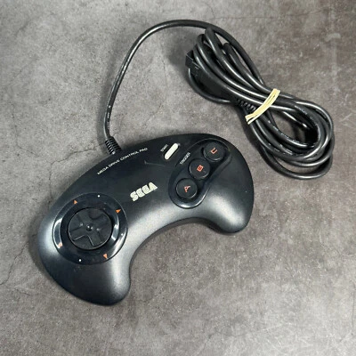 Genuine, Official 3-Button SEGA Mega Drive Controller Pad Control SMD [MN: 1650] - Image 1 of 4