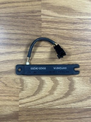 Antena de entrada sin llave Hyundai Sonata 2012-2014 OEM PN: 95420-3K200 Foto 1 de 4