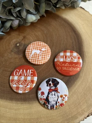 Porta traseira esfumaçada flores brancas laranja conjunto de 4 botões xadrez dia do jogo - Imagem 1 de 3