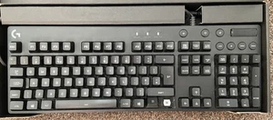 Logitech G810 Orion Spectrum - RGB Mechanical Gaming Keyboard - ROMER G switches - Picture 1 of 5