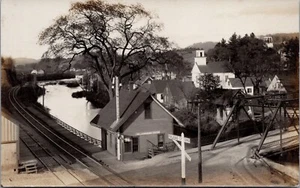 RPPC c1911 St. Johnsbury Center , Vermont Rail Road Crossing Postcard - Picture 1 of 2
