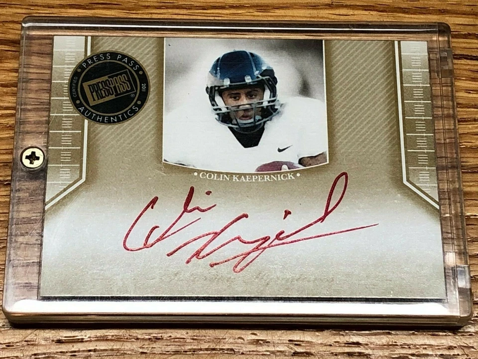 Colin Kaepernick 2011 Press Pass Saturday Signatures Red Autograph Auto  - Image 1 of 4