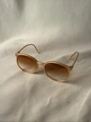 Gafas de sol vintage años 60 tono oro amarillo redondo ovalado borde cuerno años 70 abuela Foto 1 de 4