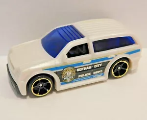 Polizia di Gotham. Boom Box. Esclusiva confezione da 5 Hot Wheels Batman 2017. DVF92. LOOSE. - Foto 1 di 3