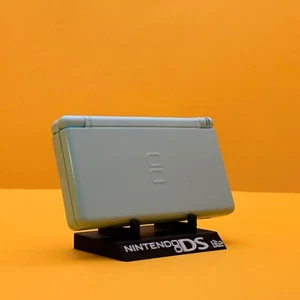 Nintendo DS Lite DS Display Stand Black and White Accessory Holder Gift - Picture 1 of 13