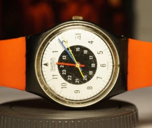 Swatch Chrono Tech Date 1984 Watch - Picture 1 of 24