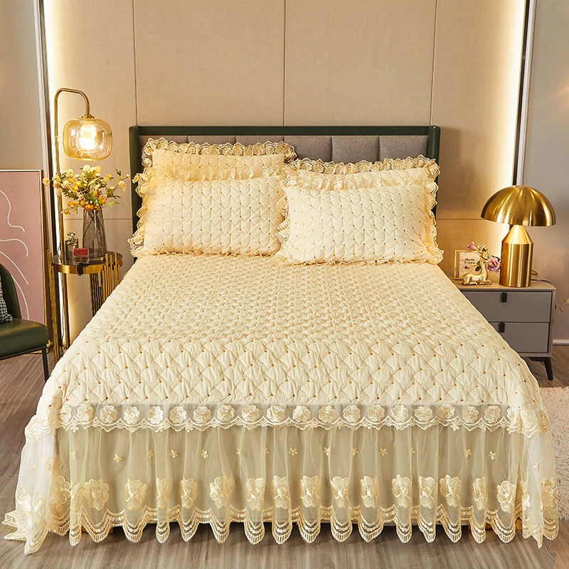 Thick Velvet Embroidery Lace Bedspread Queen Size Bed Cover Chic Soft Sheet Warm - Image 1 of 4