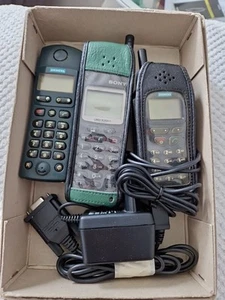 3 Oldscool Telefone Handys Vintage Siemens Sony - Imagen 1 de 8