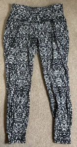 Lane Bryant Livi 7/8 Legging Womens 14/16 Stretch Black White Activewear - Picture 1 of 4