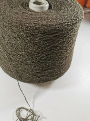 very soft 70% merino wool 31.74oz(900g) cone for hand machine knitting made ital - Image 1 of 3
