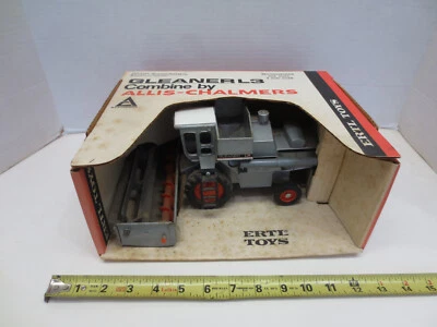 ERTL GLEANER L3 Combine Allis-Chalmers Diecast #1207 1/32 (NEW in Box) - Image 1 of 4