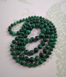 Vintage Emerald Green Natural Malachite Gemstone Graduated Necklace - Picture 1 of 6