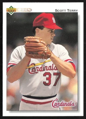 1992 Upper Deck Gold Hologram Scott Terry St. Louis Cardinals #688 - Image 1 of 2