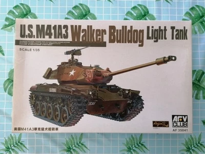 AFV 1/35 US M41A3 WALKER BULLDOG LIGHT TANK ITEM N° AF 35041 - Immagine 1 di 4