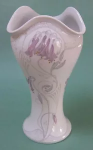 KAISER Exclusive Lange BELLS VINE Open Flower MIGNON Huge Vintage Porcelain VASE - Picture 1 of 4