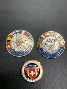3-MEDAL WITH METAL PINS SCHOOL OF SKI School Cortina M.1224 Swiss Alps - Picture 1 of 2