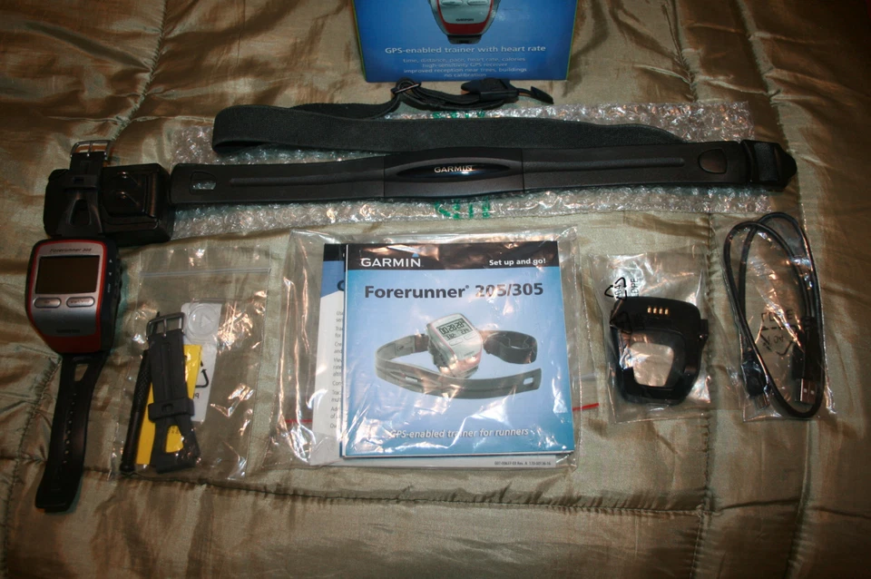 Garmin Forerunner 305 Red GPS Watch - Image 1 of 4