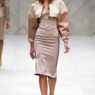 $1495 ¡NUEVO! Chaqueta Burberry Prorsum Dos Tonos Rosa Pálido Recortada Satén Talla 30 EUR Foto 1 de 4