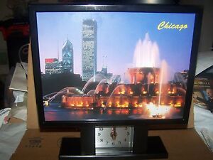 FIBER PICTURE LIGHT WITH CLOCK-CHICAGO-BUCKINGHAM FOUNTAIN- NEW IN BOX