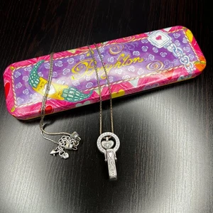 Brighton Plata Flotante Corazón Llavero Identificación Insignia Soporte Grabado Desplazamiento - Imagen 1 de 11