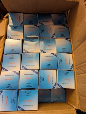 box of 46  Dabmar 7 Watt led par20 40 degree spot warm white - Image 1 of 3